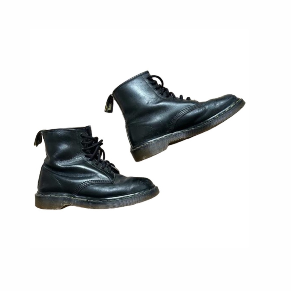 Vtg 90's 1460 Dr. Martens Boots Made in England 8 Eyelet Black UK 8 - Men’s US 9